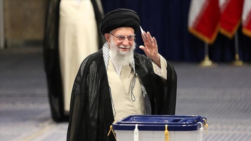 Резиденцію Хаменеї атакували 200 винищувачів та 30 бомб - WSJ