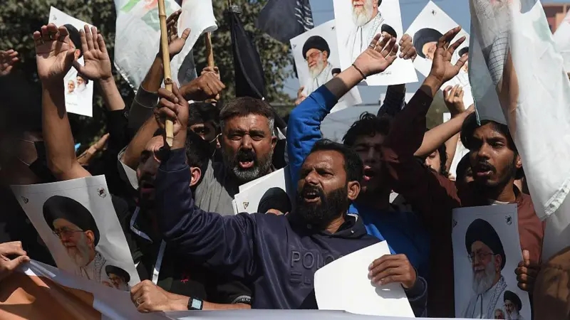 Дев'ятьох людей вбила охорона посольства США в Пакистані під час заворушень