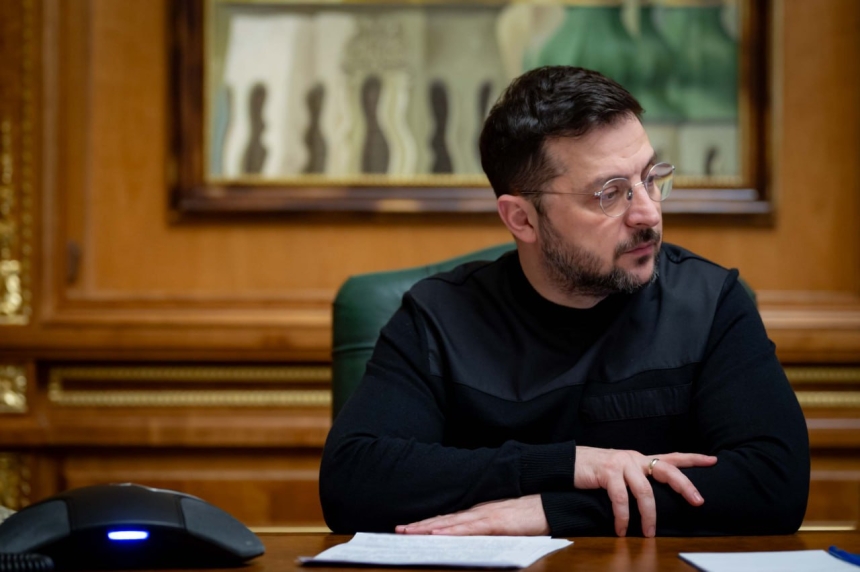 Зеленський провів розмову з еміром Катару