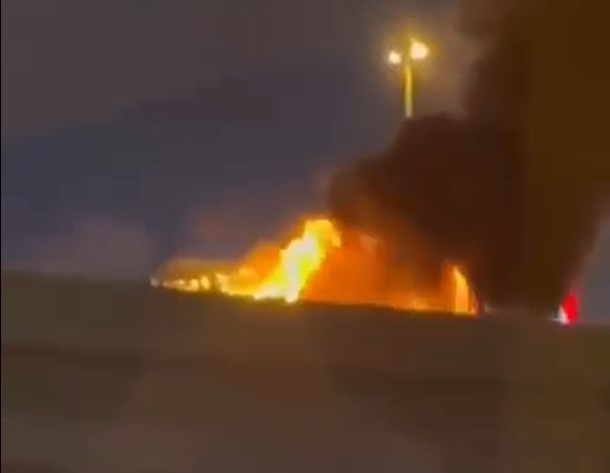 Іран знову атакував Дубай: «шахед» ударив по готелю-хмарочосу (відео)