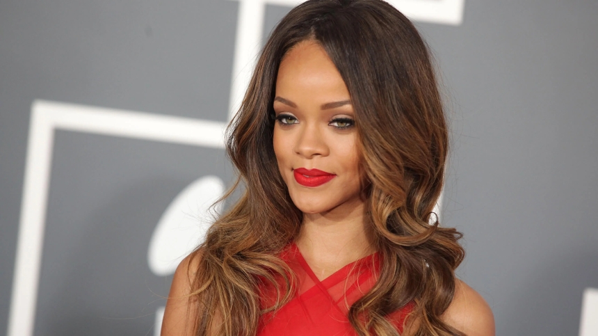 В США обстреляли дом Рианны