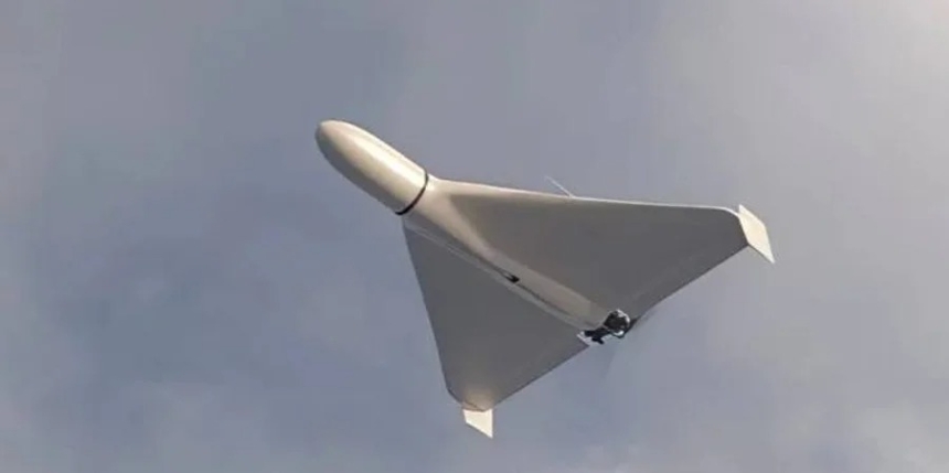 Над Миколаєвом ворожі «шахеди»: у місті вибухи, працює ППО (відео)