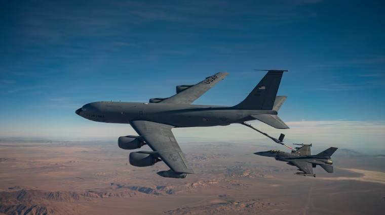 В Ираке разбился американский самолет-заправщик KC-135: погиб весь экипаж