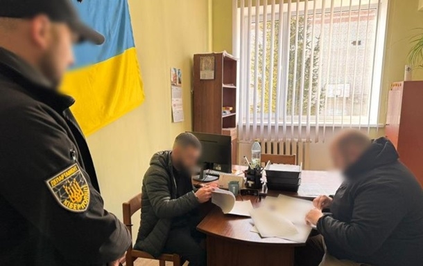 Руководителя благотворительного фонда подозревают в присвоении более миллиона донатов для ВСУ