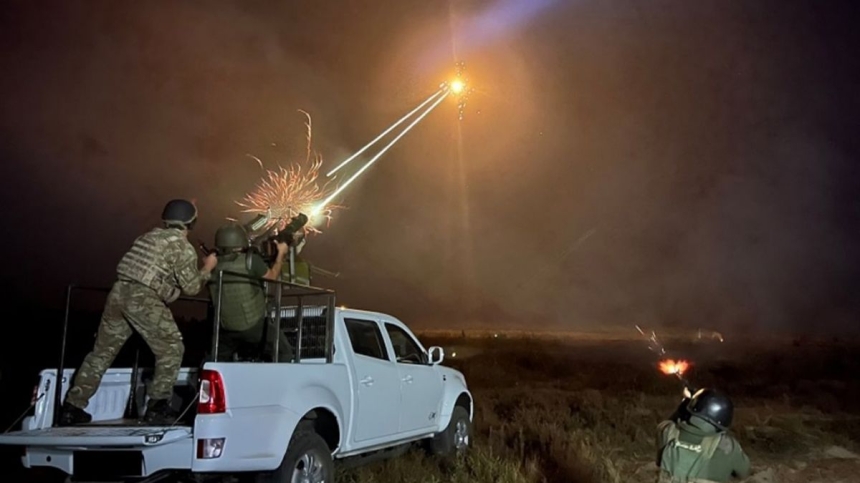 У Миколаєві пролунали вибухи: атакують «Шахеди»