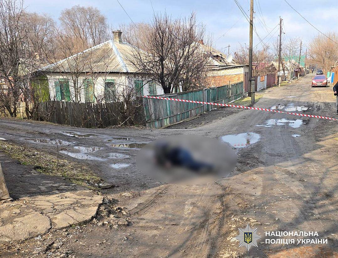 Невідомий відкрив вогонь по поліцейським - загинув офіцер