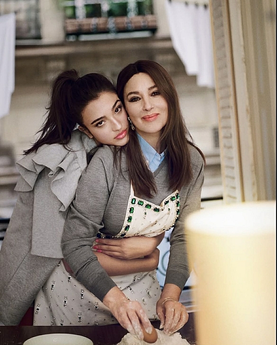 Донька Моніки Белучі та Венсана Касселя вперше з’явилася на обкладинці Vogue