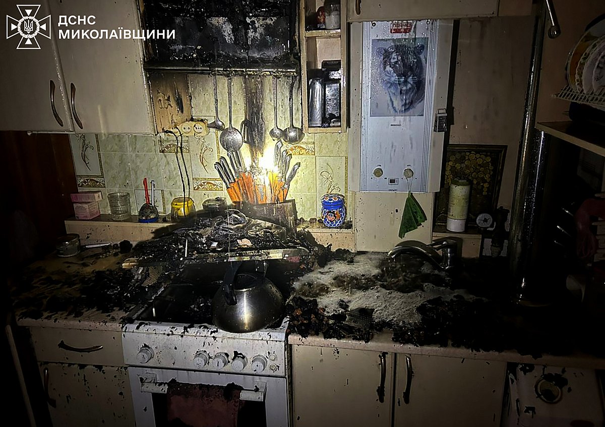 В Николаеве загорелась вытяжка на кухне в жилом доме (фото)