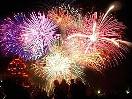 У Миколаєві запустили салют — поліція шукає порушників