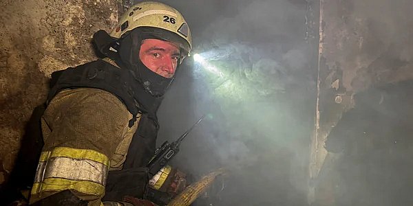 В Харькове два дрона ударили возле ресторана и жилых домов: известно об одном пострадавшем