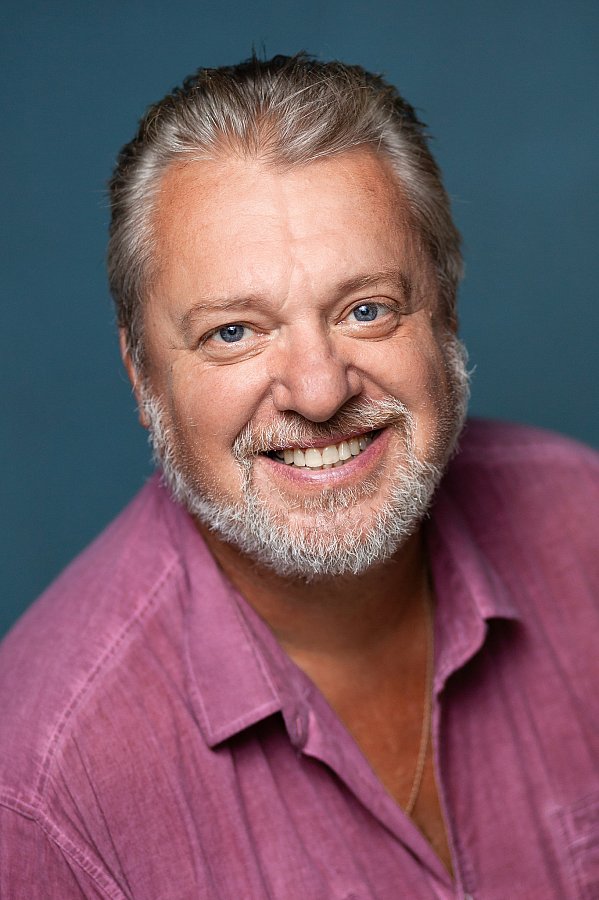 Заступник директора Миколаївського театру отримав звання "Заслужений працівник культури України"