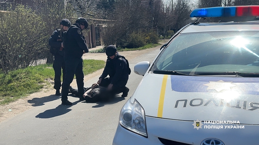 Зловмисник, що влаштував в Одесі стрілянину та вибух, виявився військовослужбовцем