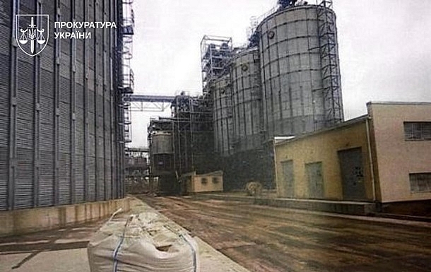 Махінації з зерном: ексочільнику Мінагропрому обрано запобіжний захід