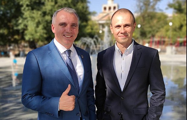 Депутат Панченко в 2025 году трудился  на двух должностях в мэрии Николаева: сколько заработал