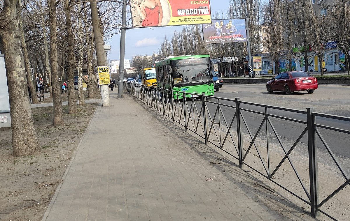 Поминальні дні в Миколаєві: вводяться два нові маршрути (графіки)