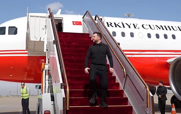 Зеленський прибув з візитом до Сирії