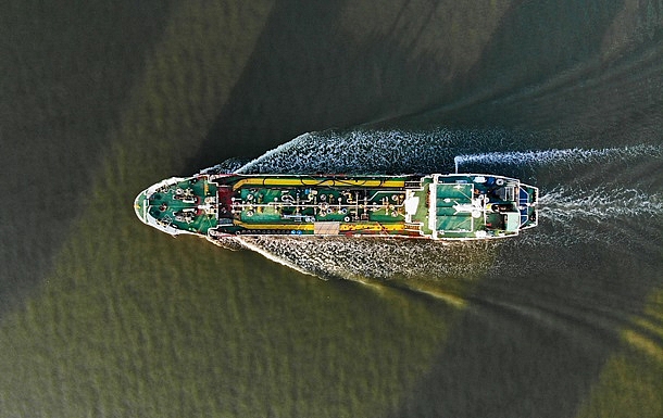 Иран снял ограничения для иракской нефти в Ормузском проливе