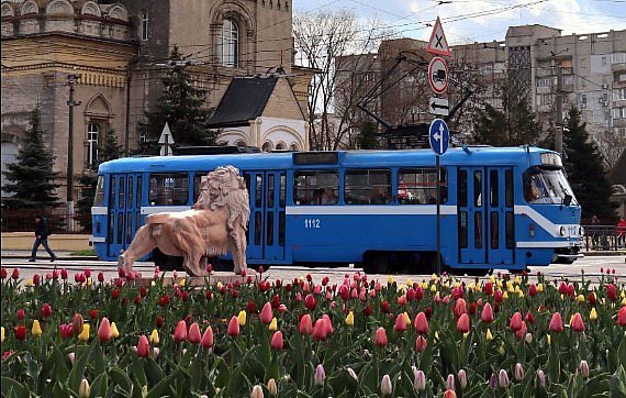 Как в Николаеве будут курсировать троллейбусы и трамваи на Пасху