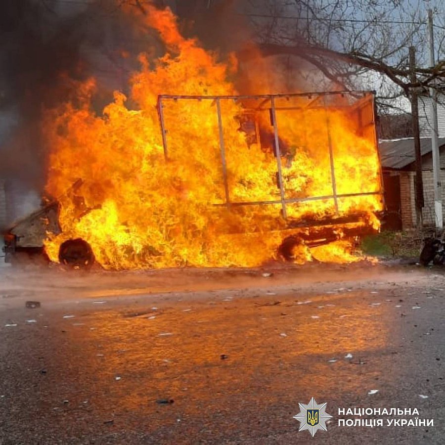 Російський дрон ударив у вантажівку на Харківщині - є загиблий (фото)