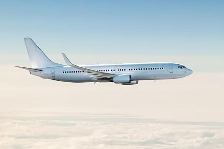 На борту літака спалахнула пожежа через цигарку: подробиці