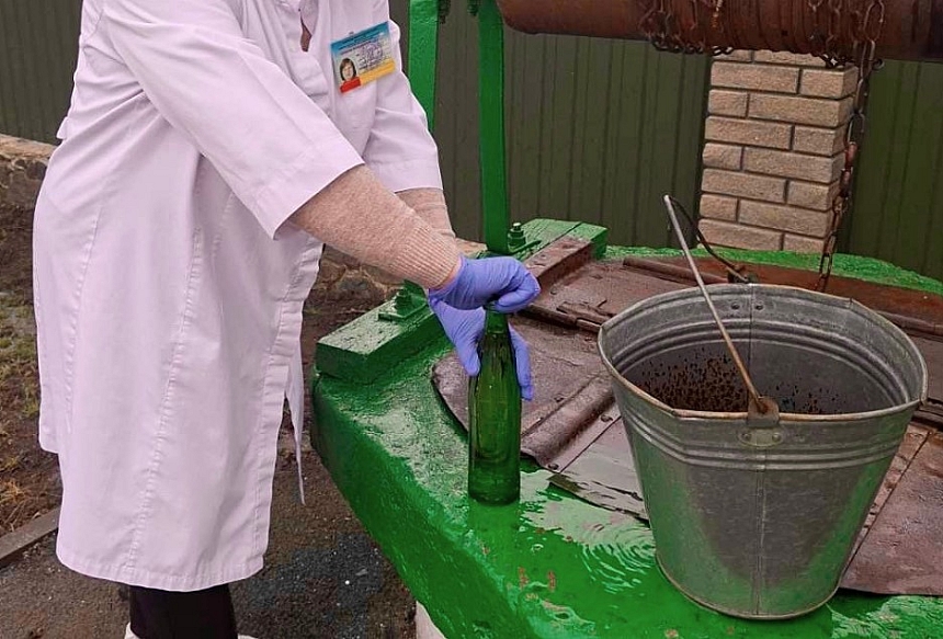 Тримісячна дитина отруїлася водою з криниці на Кіровоградщині