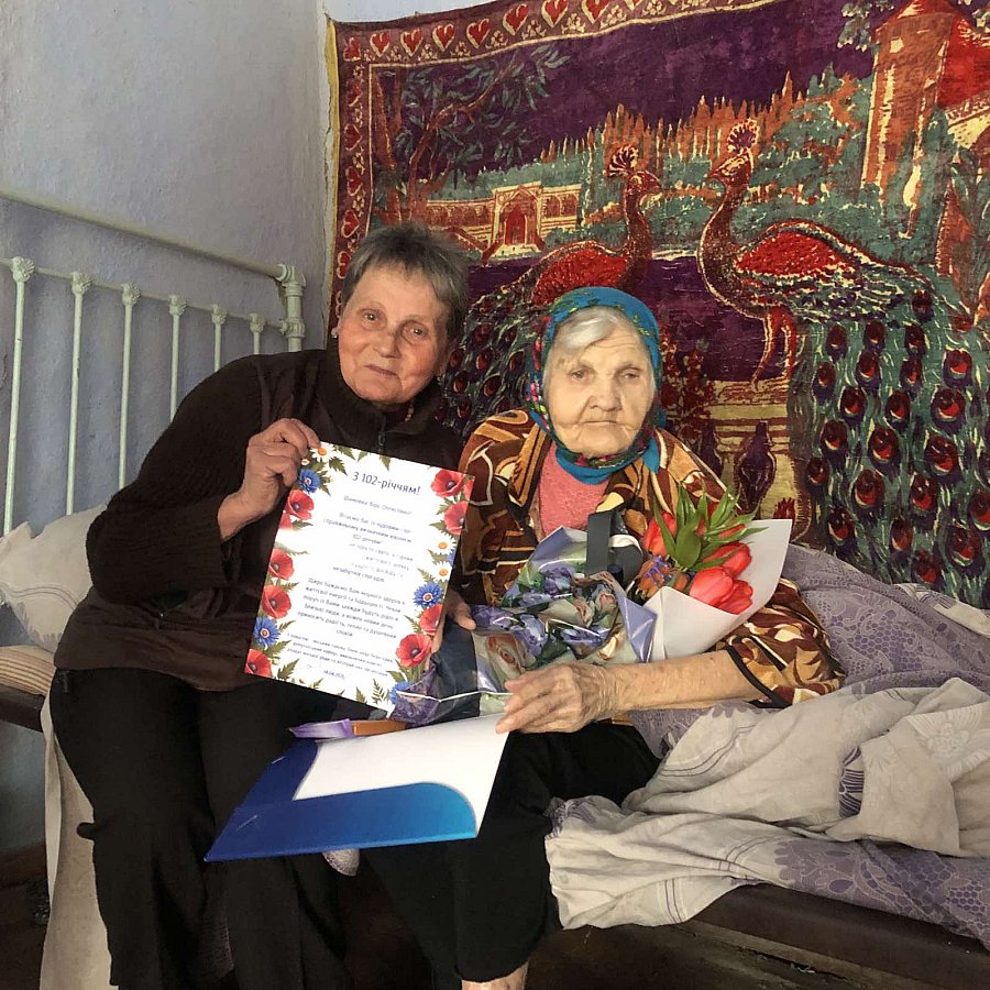 Жительница Николаевской области отметила свой 102-й день рождения (фото)