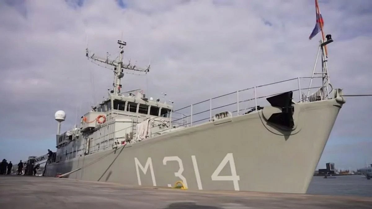 Україні передадуть корабель: його назвуть на честь затонулого біля Кінбурнської коси судна