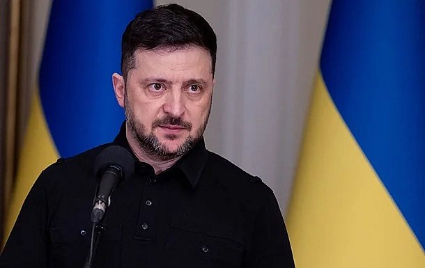 Выход из Донбасса станет стратегическим поражением, - Зеленский