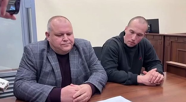 Избирают меру пресечения патрульным, сбежавшим от террориста в Киеве (видео)