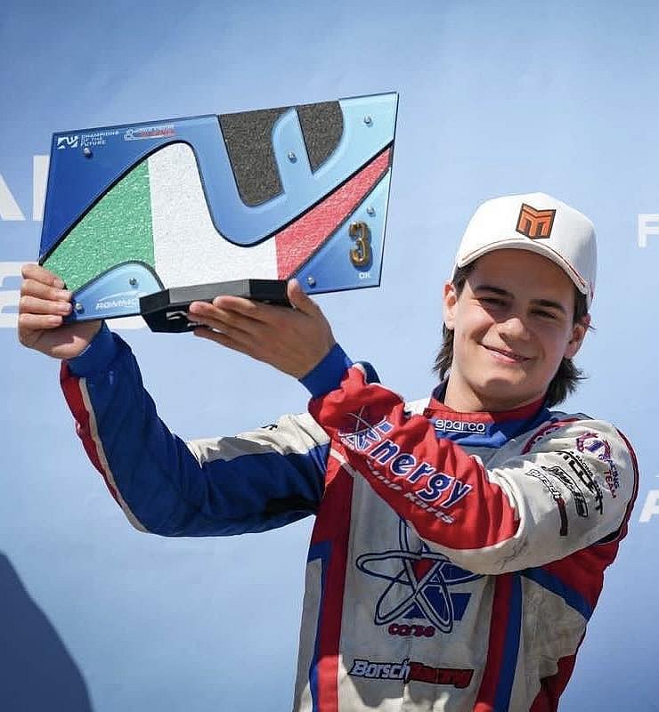 Син шоумена з Миколаєва Єгора Крутоголова став №1 у світовому картингу