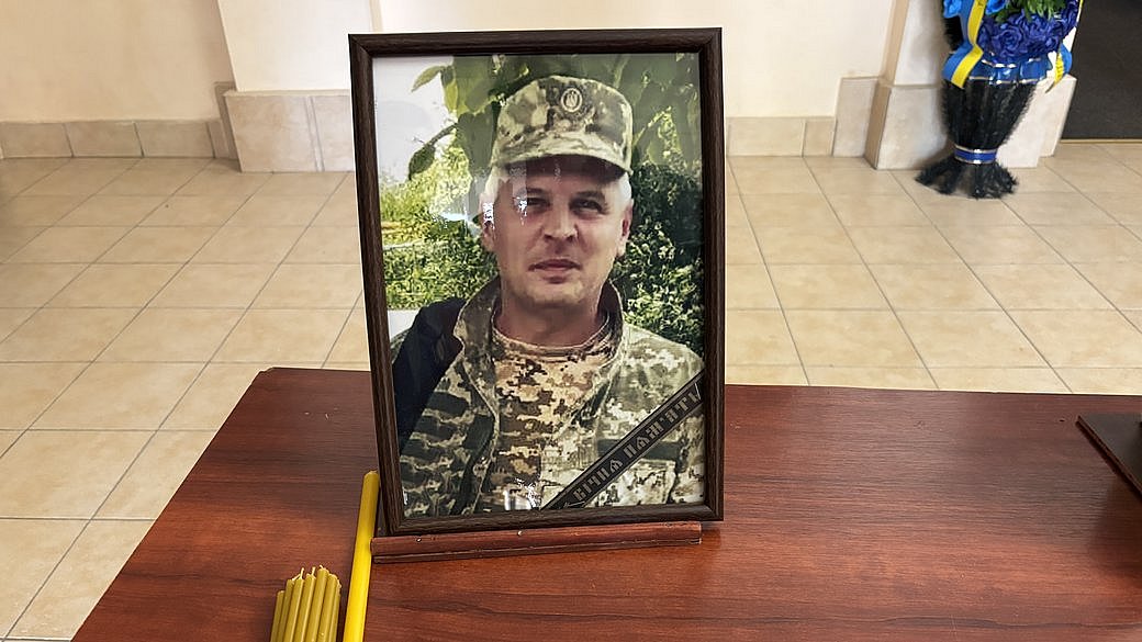 Военнослужащего Сергея Чоботаря провели в последний путь на Николаевщине