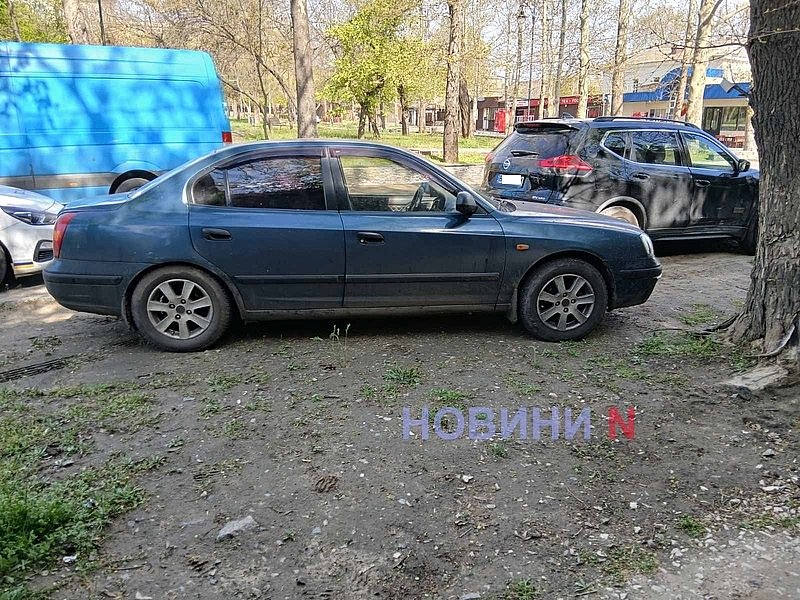 Пытались проехать на красный: в Николаеве на одном перекрестке произошло сразу два ДТП