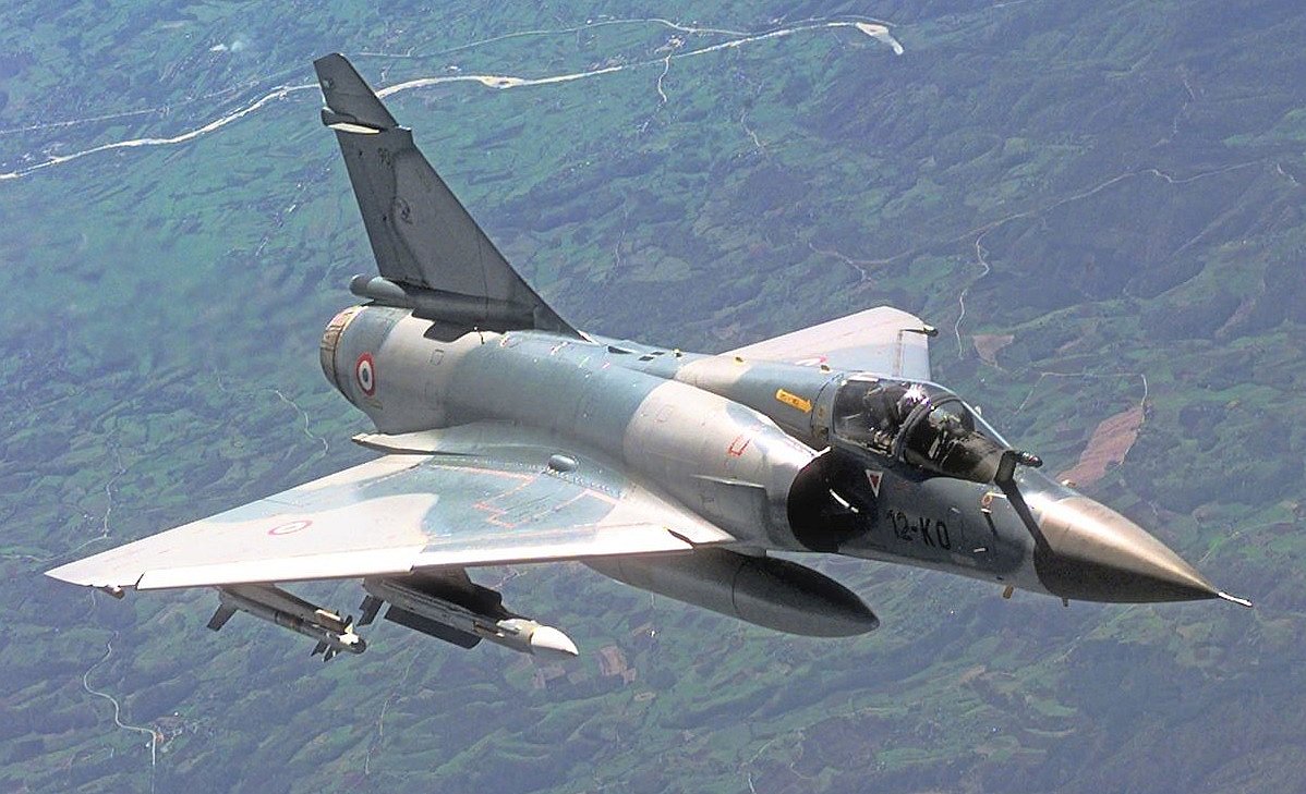 Франція запропонує Греції передати Україні винищувачі Mirage 2000 в обмін на Rafale