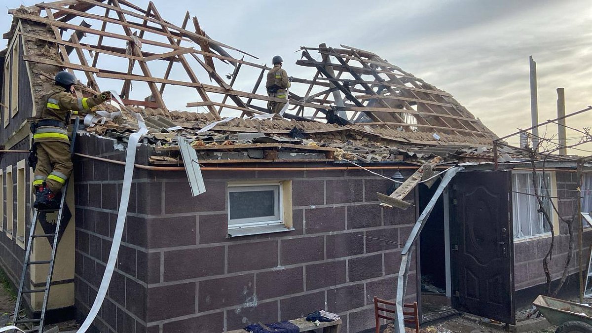 Атака «шахедов» в Николаевской области: пострадали два человека (фото)