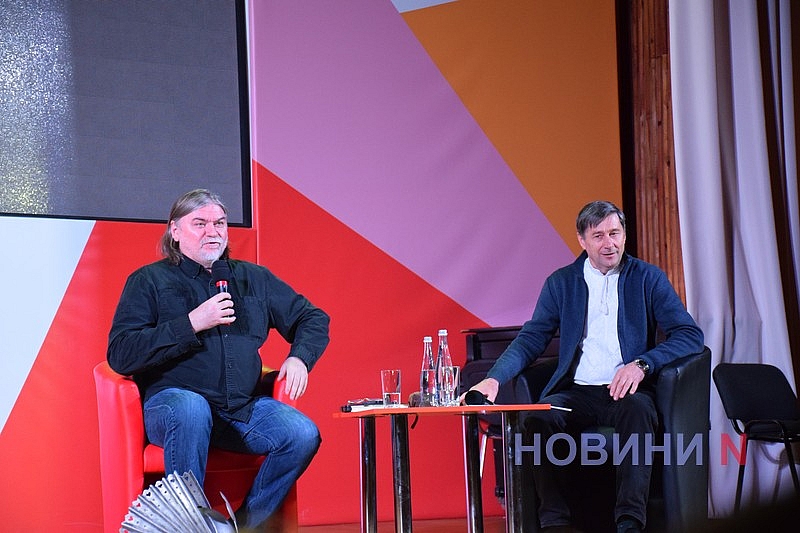 В Николаеве состоялась творческая встреча с режиссером фильма «Довбуш» Олесем Саниным (фото)