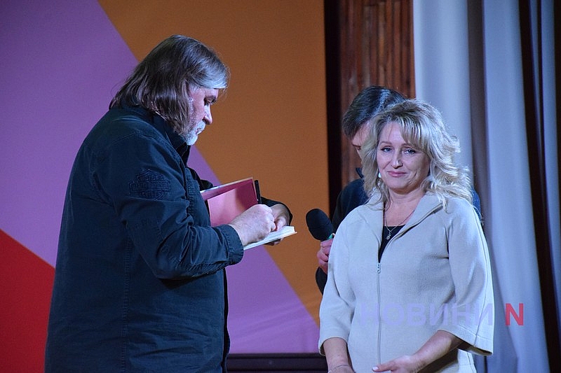 В Николаеве состоялась творческая встреча с режиссером фильма «Довбуш» Олесем Саниным (фото)