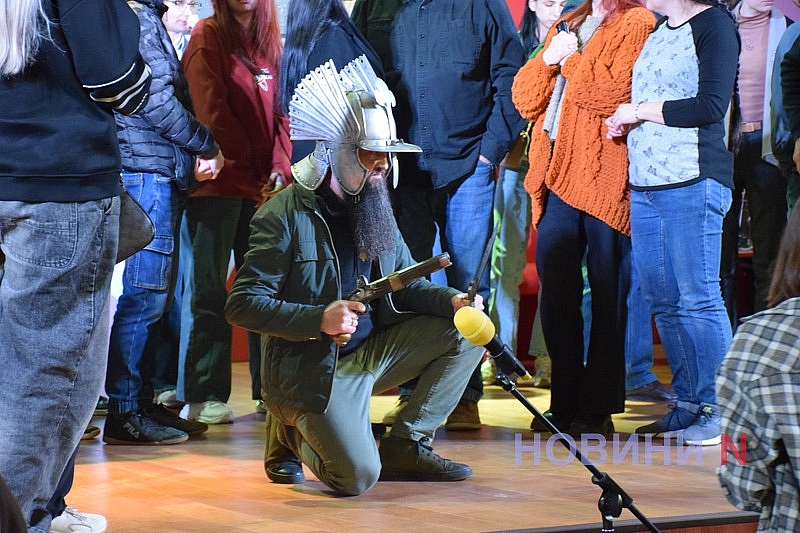 В Николаеве состоялась творческая встреча с режиссером фильма «Довбуш» Олесем Саниным (фото)