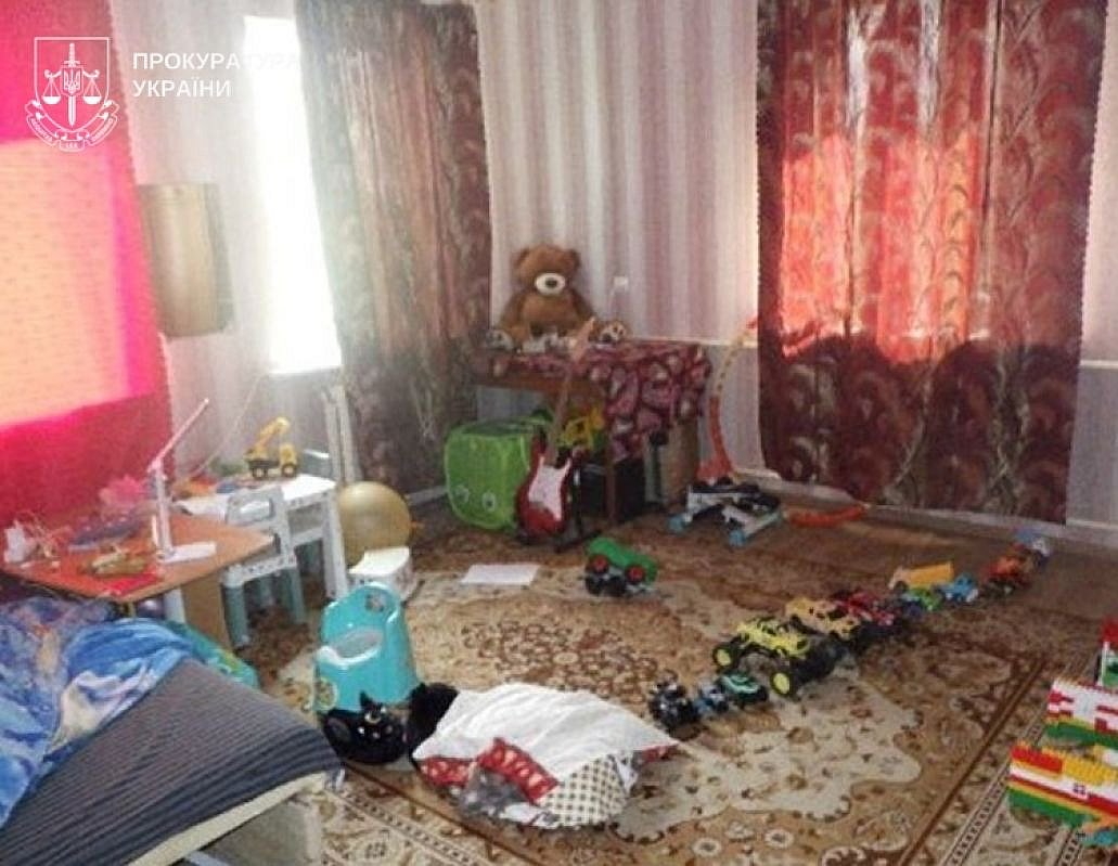 На Полтавщине мужчина из-за ревности убил собственного трехлетнего сына 