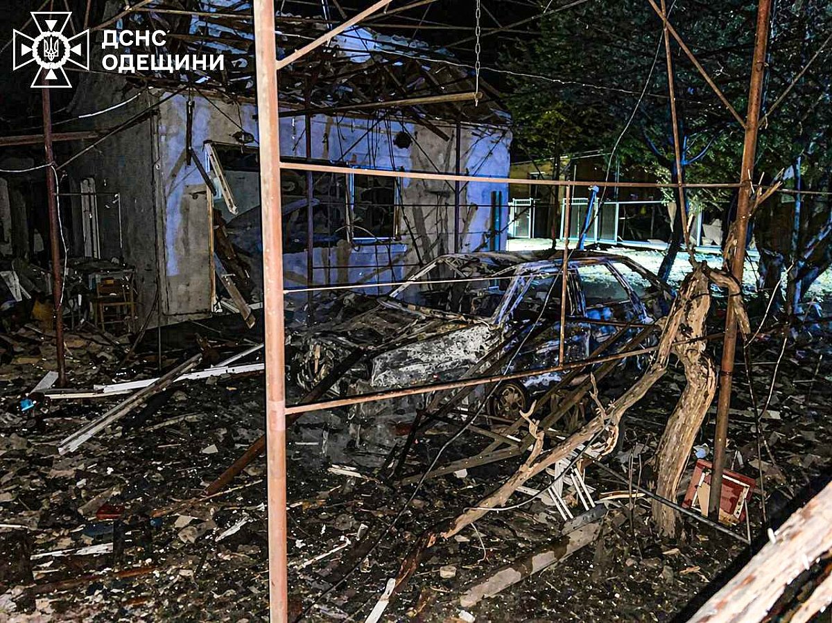 Удар РФ по Одеській області: на Дунаї атаковано цивільне судно, є поранені