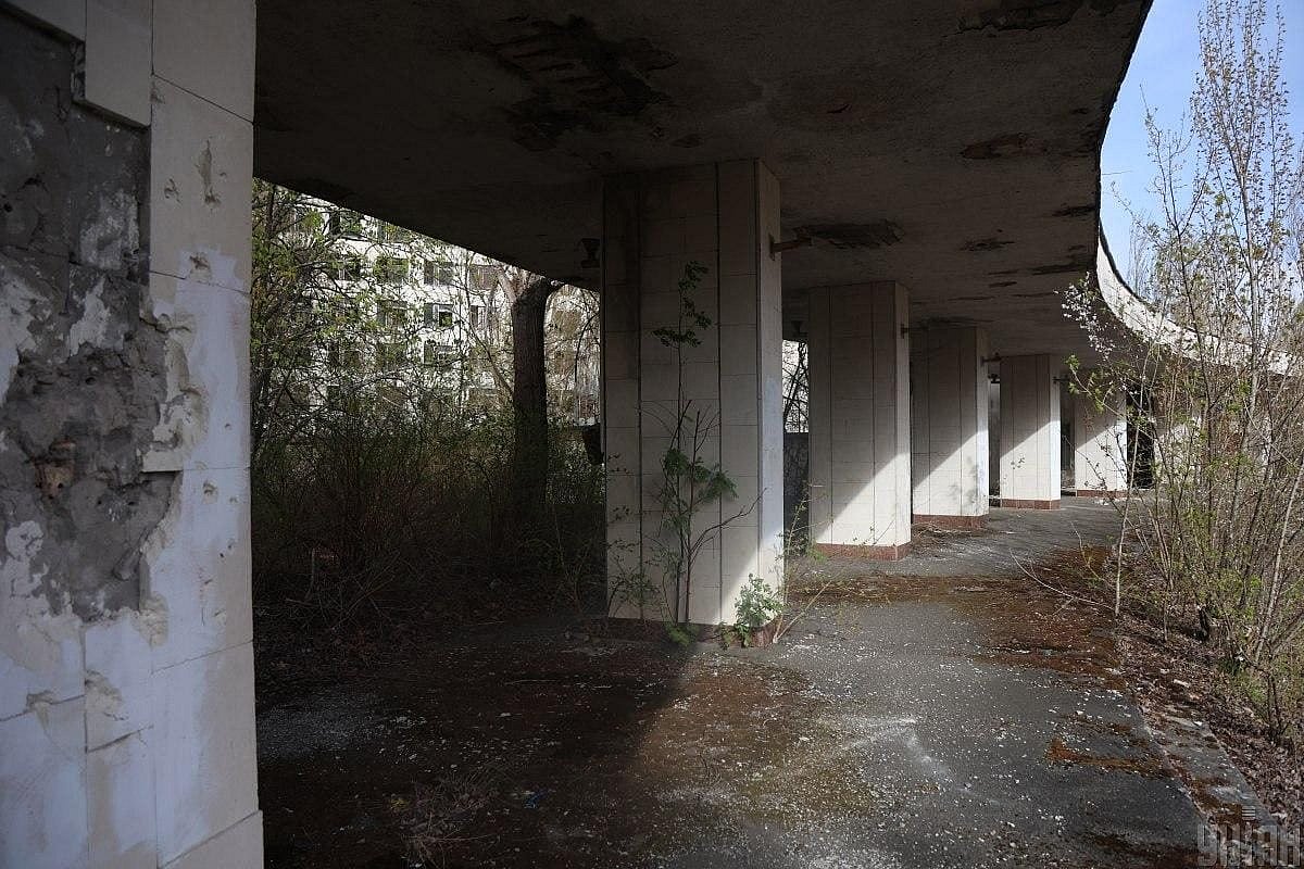 40-летие аварии на Чернобыльской АЭС: как выглядит город-призрак Припять (фоторепортаж)