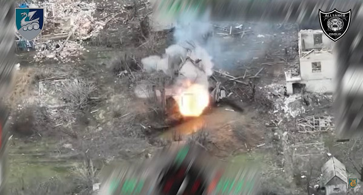 Николаевские морпехи устроили «сафари» на врага: видео работы