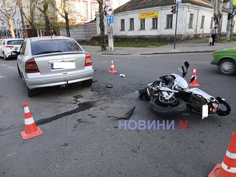 Поліція розкрила подробиці ДТП, де постраждав мотоцикліст, у центрі Миколаєва
