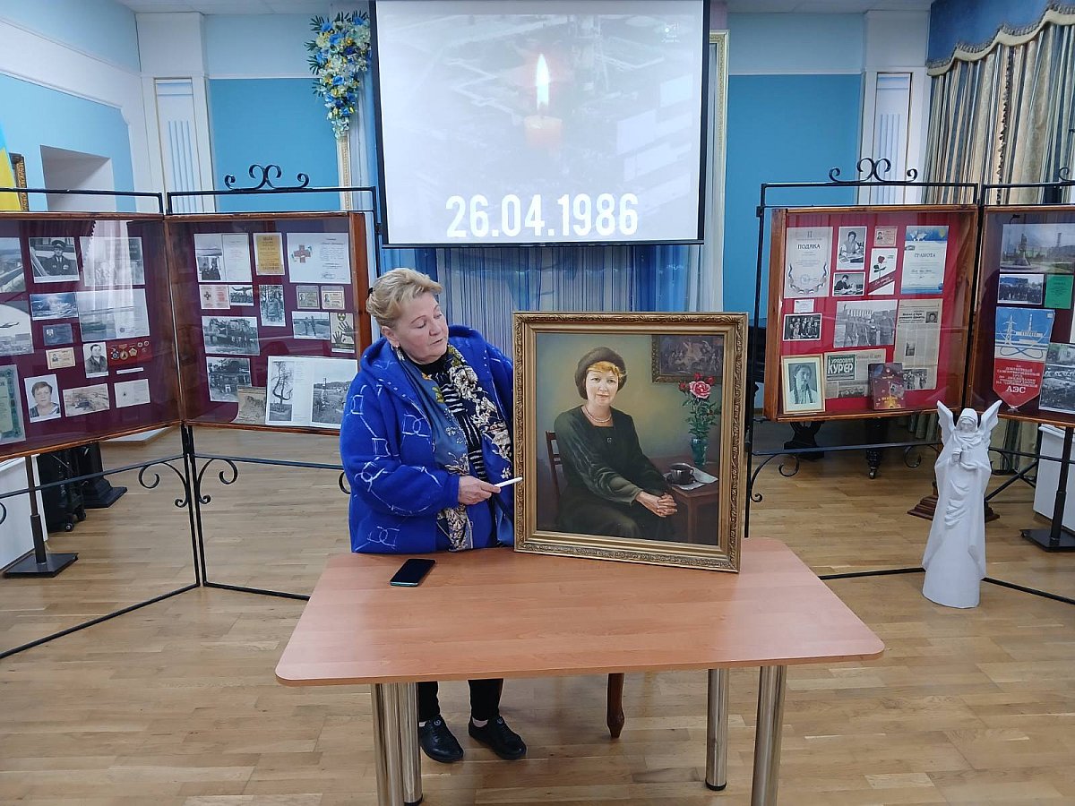 В музее Николаева организована выставка к годовщине трагедии на Чернобыльской АЭС