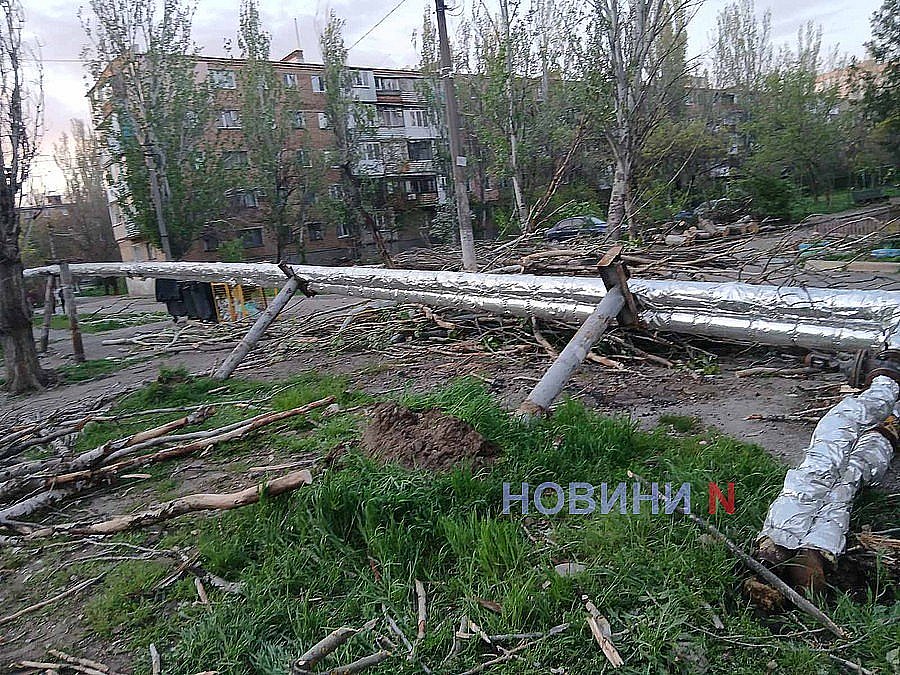 Недільна негода у Миколаєві та області: що відомо про наслідки (фоторепортаж)