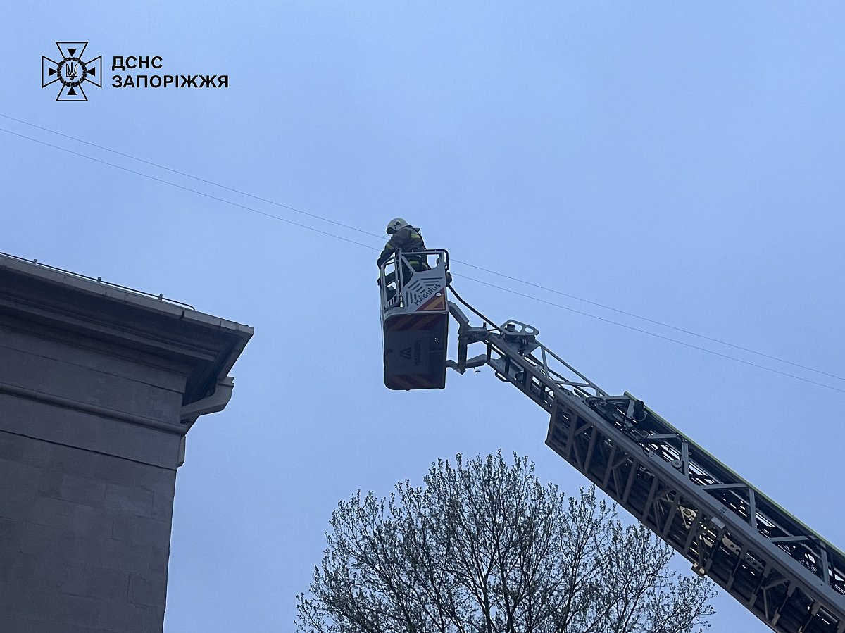 Увеличилось количество жертв в и пострадавших в следствие непогоды в Украине: фоторепортаж последствий