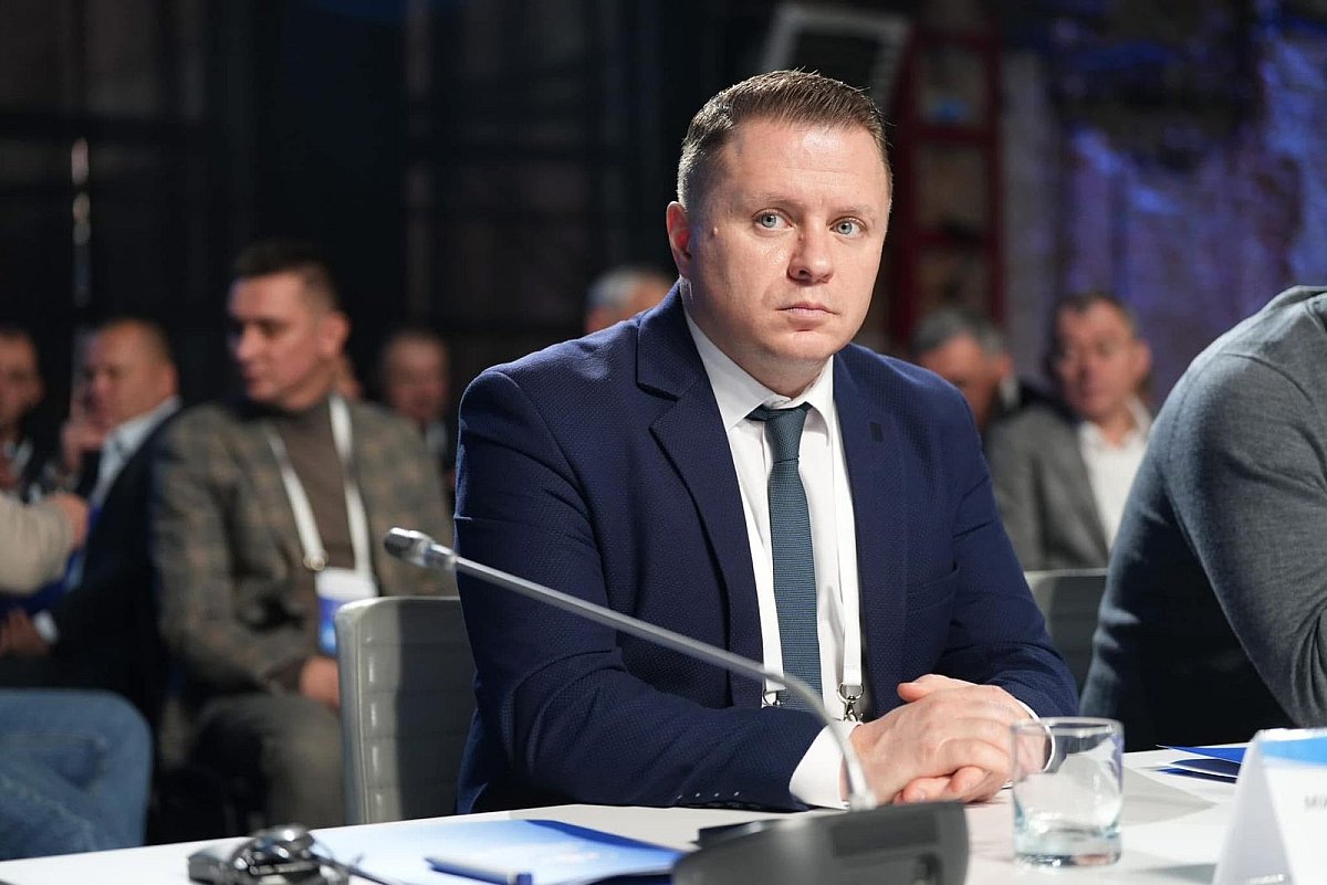 «Перша ціль – це згуртованість на всіх рівнях», – Антон Табунщик розповів про плани щодо роботи обласної організації партії