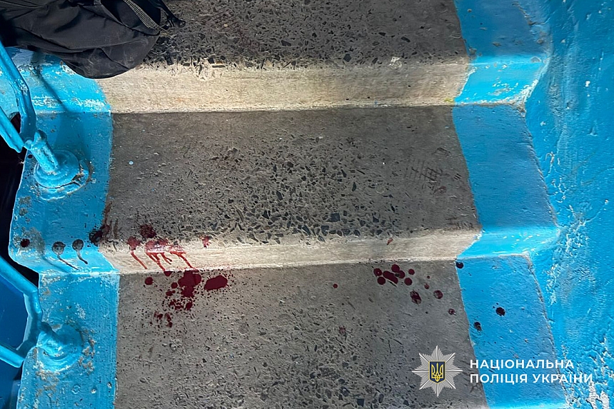 В Тернополе 15-летняя девочка напала на одноклассницу с ножом