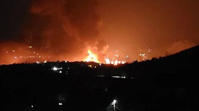 Краснодарский край снова под атакой дронов: взрывы в Туапсе, пострадали НПЗ и морской порт