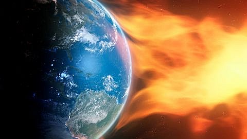 На Солнце зафиксирована серия вспышек: Земле грозит магнитная буря уровня G2