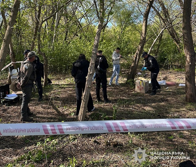 Мертвого новонародженого виявили у парку Львова. ОНОВЛЕНО